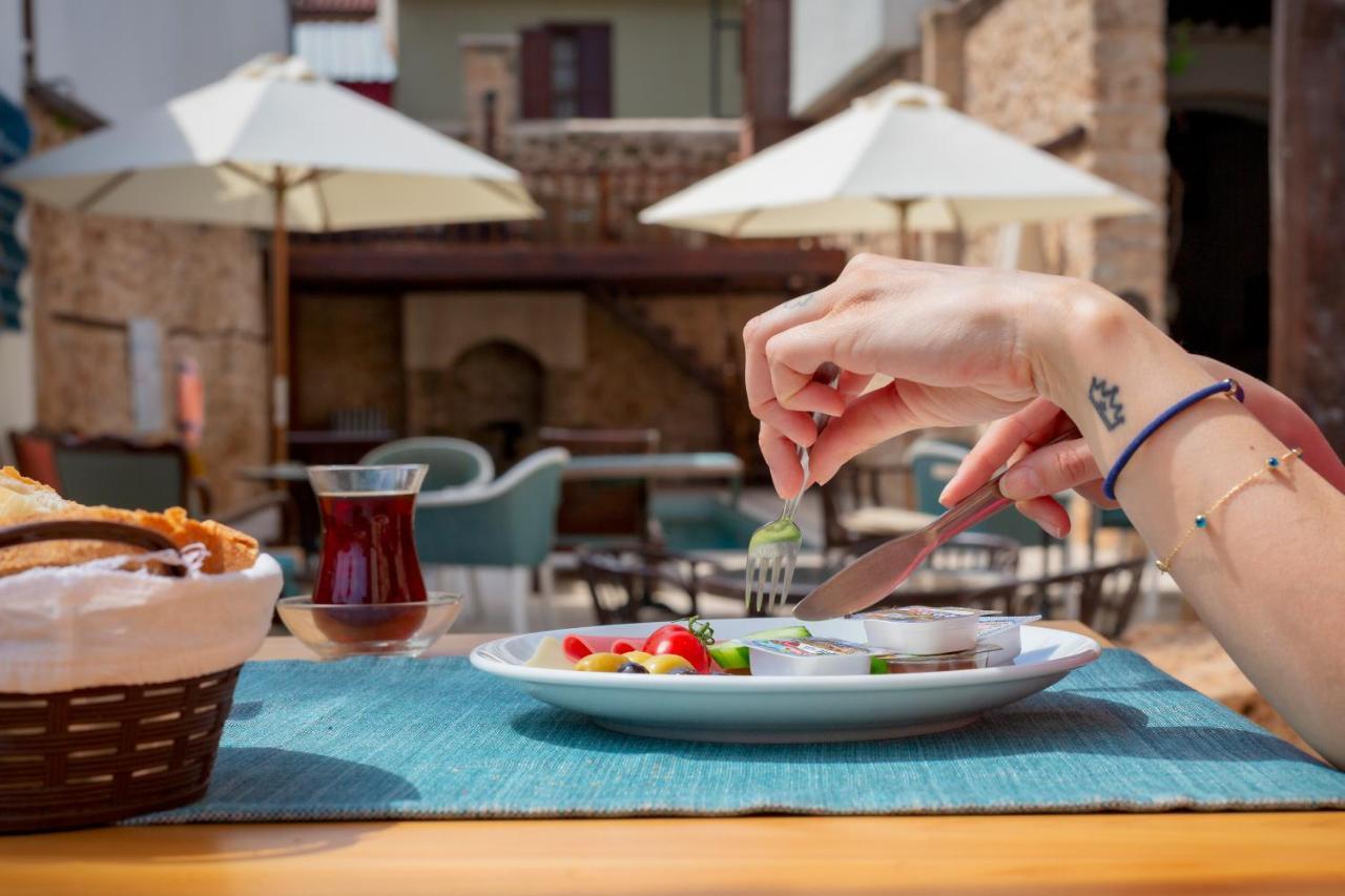 Atelya Art Hotel Antalya Exteriör bild