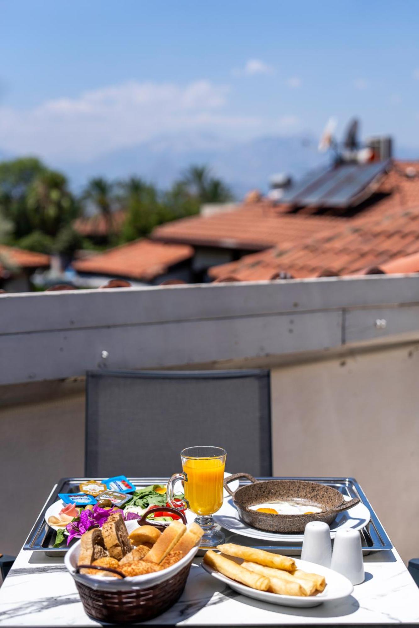 Atelya Art Hotel Antalya Exteriör bild